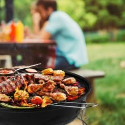 Relaxdays Barbecue A Sfera, Portatile, Con Coperchio, Ampia Superficie Di Cottura, Carbonella In Legno, Ø36cm, Nero -Sconto Weber || Campingaz || OUTSUNNY in Italia 13220465 3