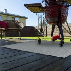 Relaxdays Tappeto Per Barbecue, Tappetino Ignifugo, Protezione Pavimento Sotto Grill BBQ, Esterno, 150x100 Cm, Argento -Sconto Weber || Campingaz || OUTSUNNY in Italia 51983270 2