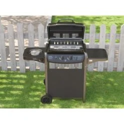 Barbecue A Gas Con Fuoco Bruciatore Laterale BBQ Con Coperchio Termometro Griglia Piano Di Appoggio Grill Compatto Con Ruote E Struttura In Acciaio Giardino Esterno Piscina 112 X 52.5 X 96.5 Cm Nero -Sconto Weber || Campingaz || OUTSUNNY in Italia 97144873 4